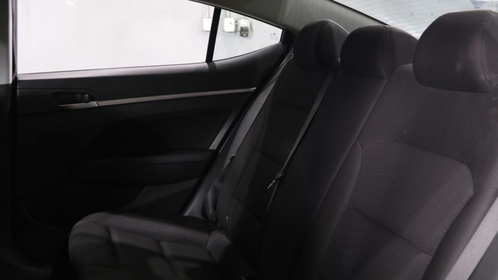 Hyundai Elantra Preferred 2020 d&rsquo;occasion à vendre - 17