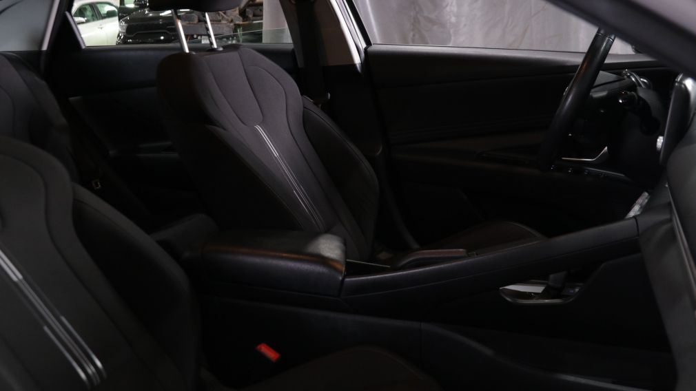 Hyundai Elantra Preferred 2021 d&rsquo;occasion à vendre - 23
