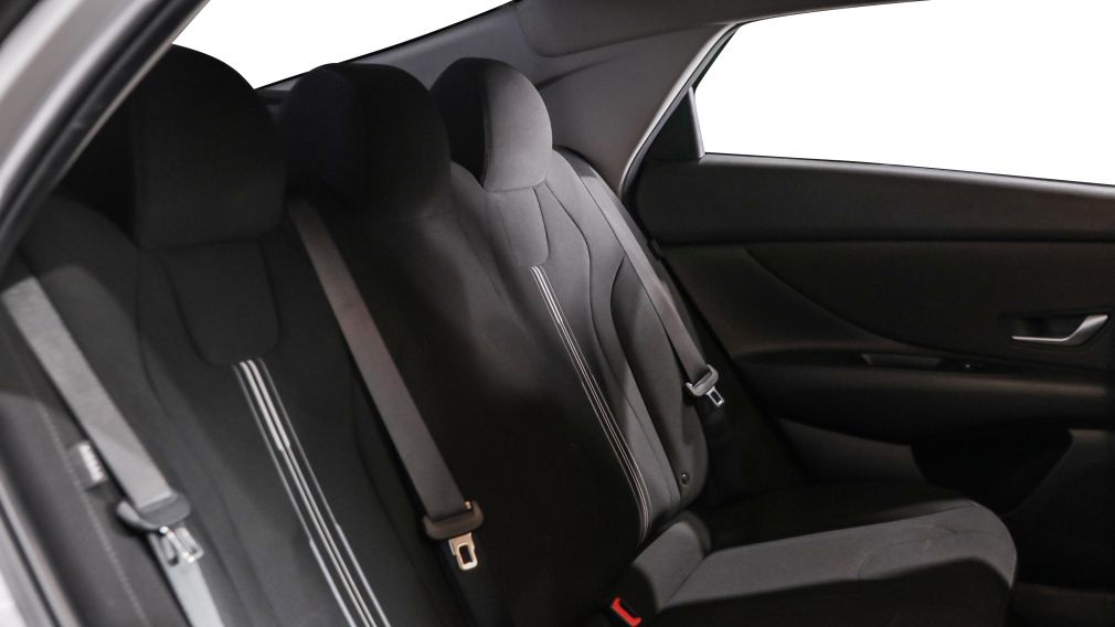 Hyundai Elantra Preferred 2024 d&rsquo;occasion à vendre - 23