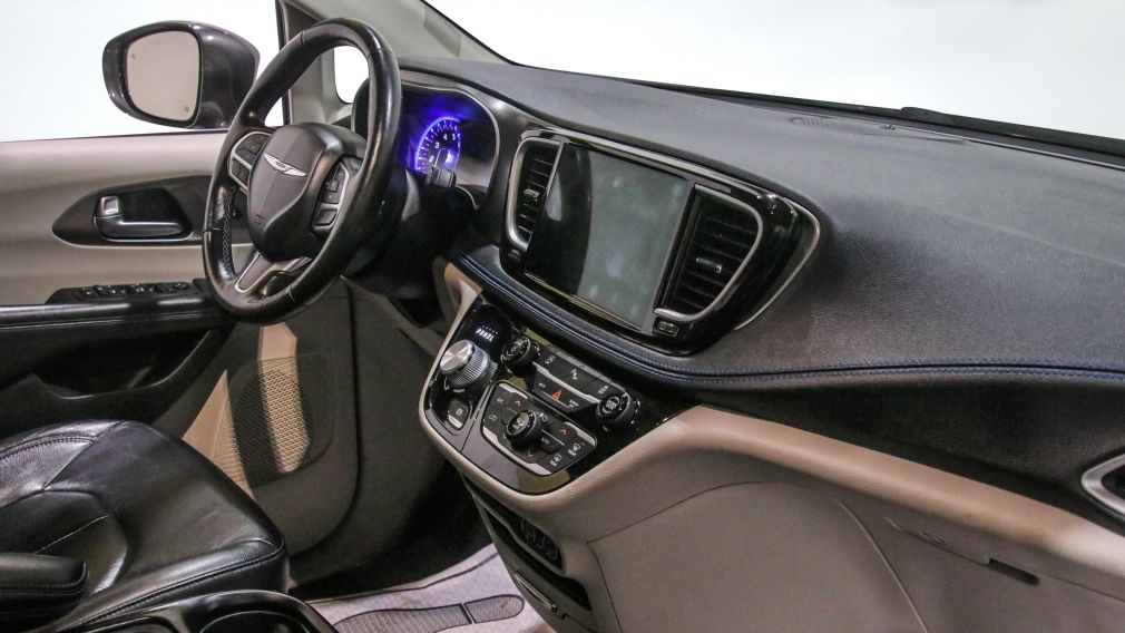 Chrysler Pacifica Touring-L 2021 d&rsquo;occasion à vendre - 25