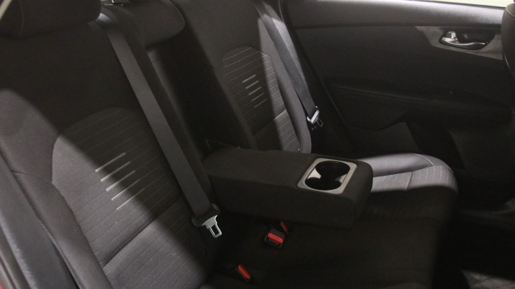 Kia Forte EX 2021 d&rsquo;occasion à vendre - 23