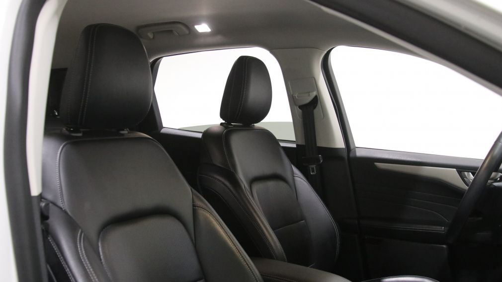 Ford Escape SEL Plug-In Hybrid 2022 d&rsquo;occasion à vendre - 24