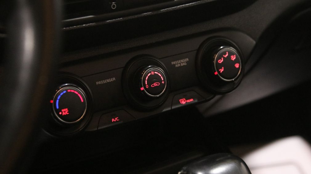 Kia Forte EX 2020 d&rsquo;occasion à vendre - 17