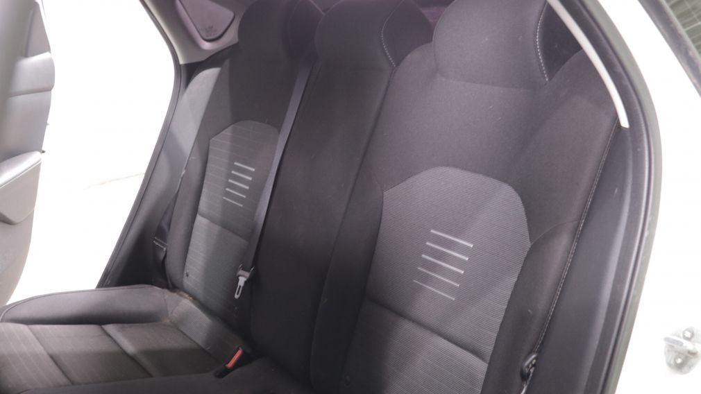 Kia Forte LX 2020 d&rsquo;occasion à vendre - 13