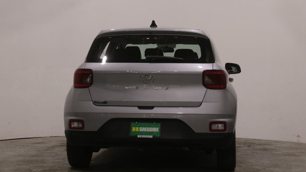 Hyundai Venue Essential 2021 d&rsquo;occasion à vendre - 6