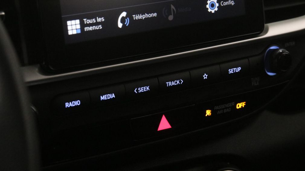 Hyundai Venue Essential 2021 d&rsquo;occasion à vendre - 17