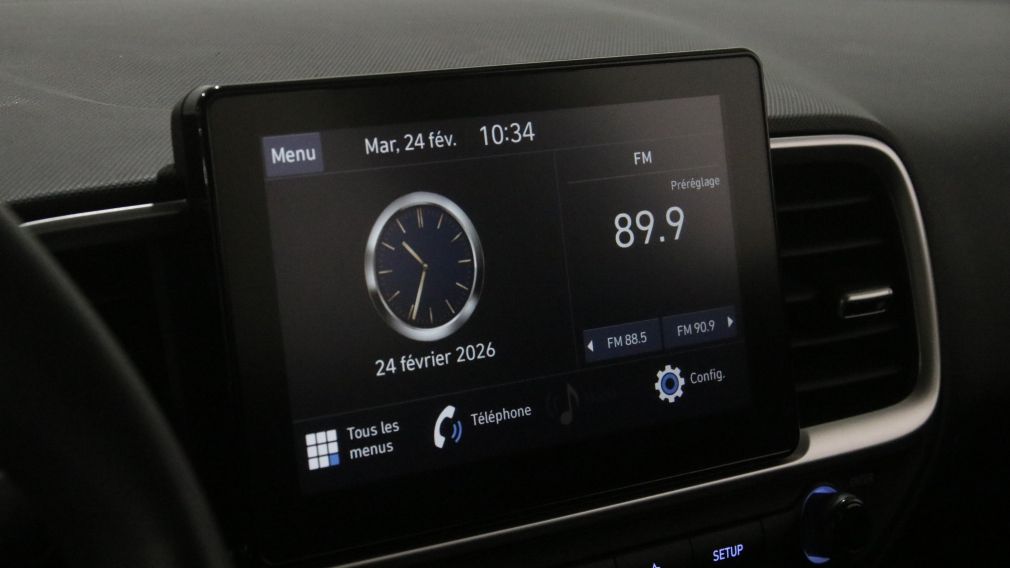 Hyundai Venue Essential 2021 d&rsquo;occasion à vendre - 16