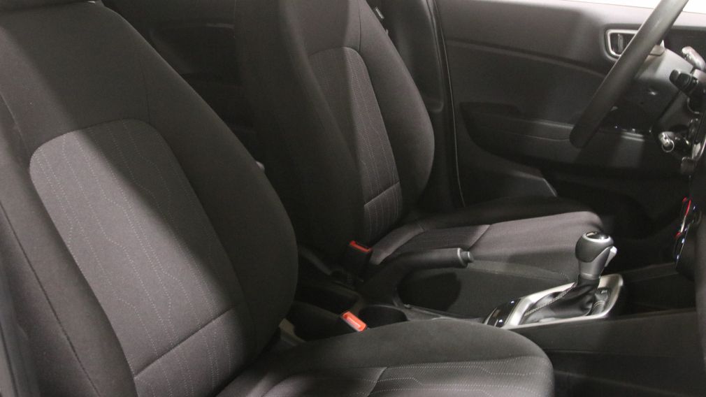 Hyundai Venue Essential 2021 d&rsquo;occasion à vendre - 24