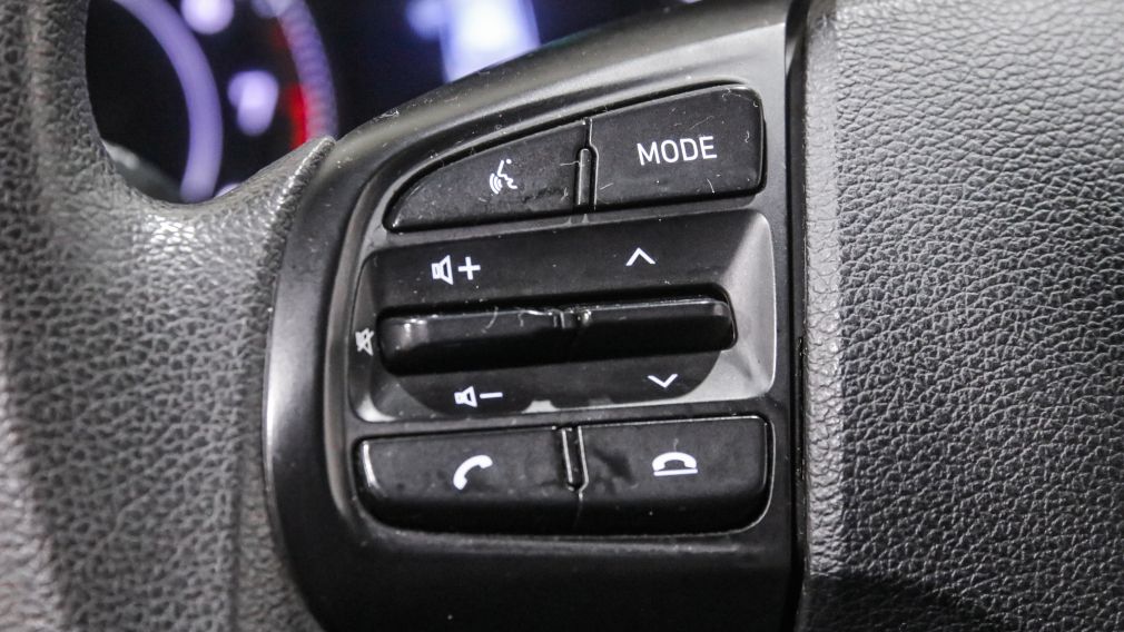 Hyundai Venue Essential 2021 d&rsquo;occasion à vendre - 13