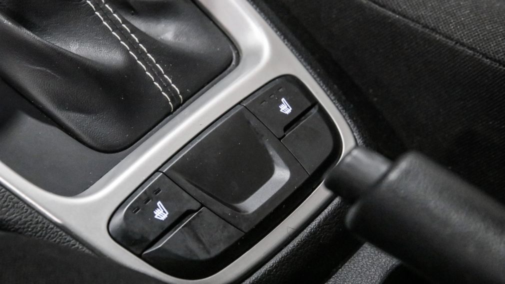 Hyundai Venue Essential 2021 d&rsquo;occasion à vendre - 20