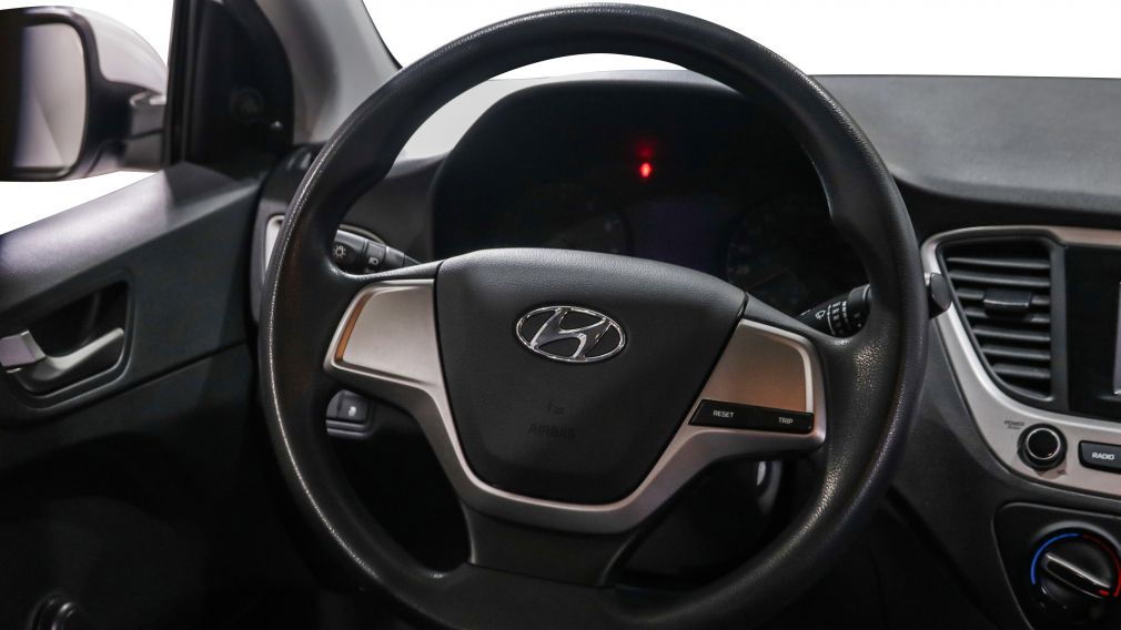 Hyundai Accent Essential 2020 d&rsquo;occasion à vendre - 11