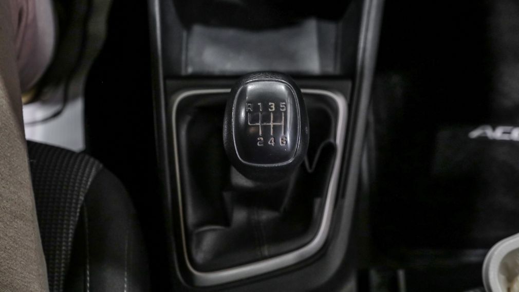 Hyundai Accent Essential 2020 d&rsquo;occasion à vendre - 14