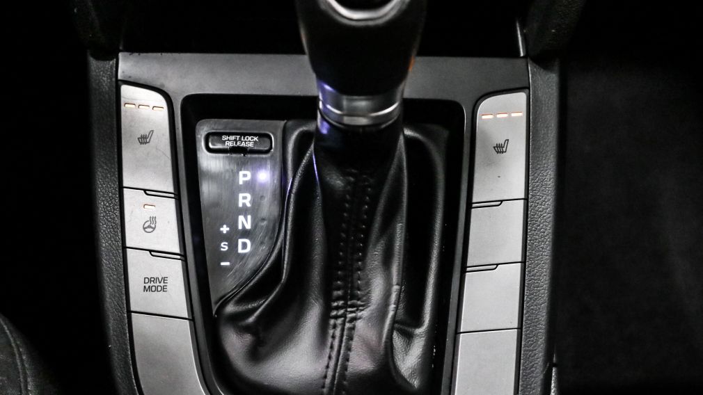 Hyundai Elantra Preferred w/Sun & Safety Package 2020 d&rsquo;occasion à vendre - 19