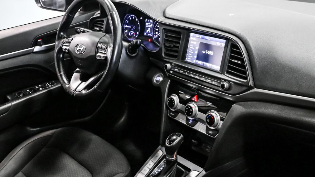 Hyundai Elantra Preferred w/Sun & Safety Package 2020 d&rsquo;occasion à vendre - 23