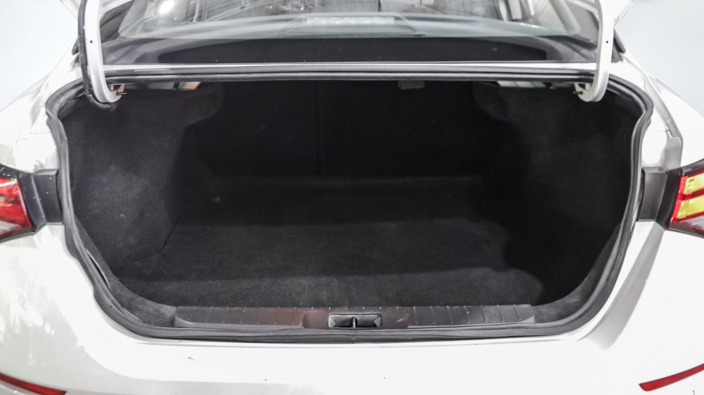 Nissan Sentra SV 2023 d&rsquo;occasion à vendre - 21