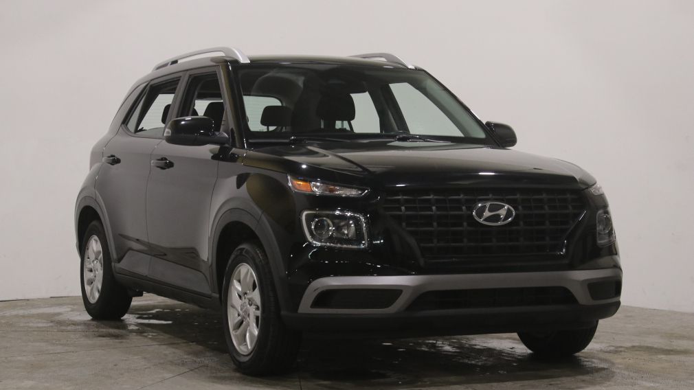 Hyundai Venue Preferred 2023 d&rsquo;occasion à vendre - 1