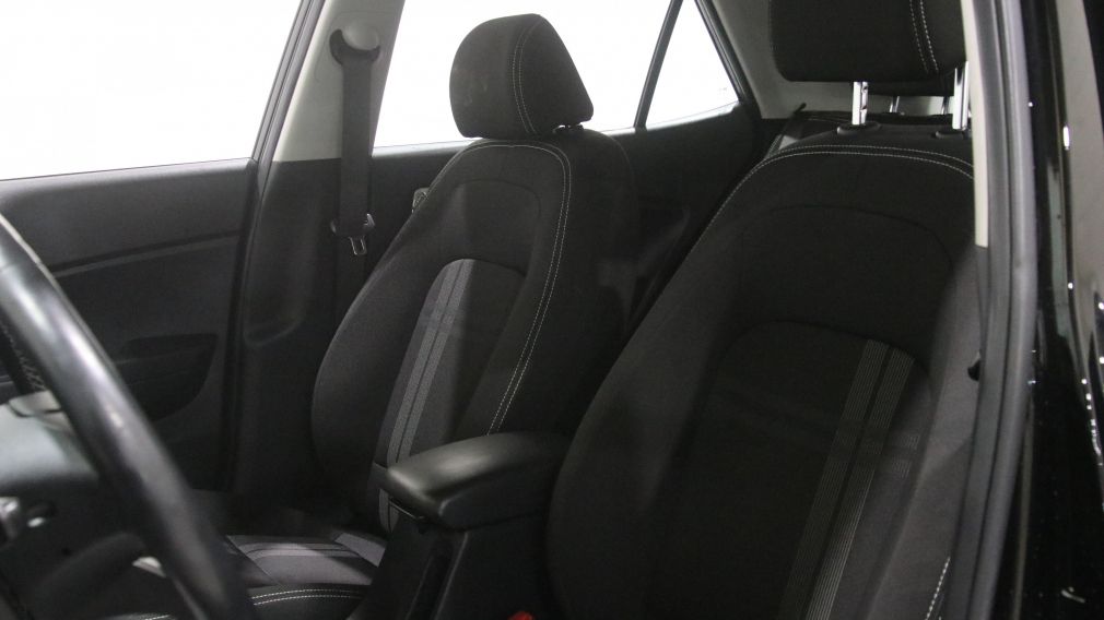 Hyundai Venue Preferred 2023 d&rsquo;occasion à vendre - 10