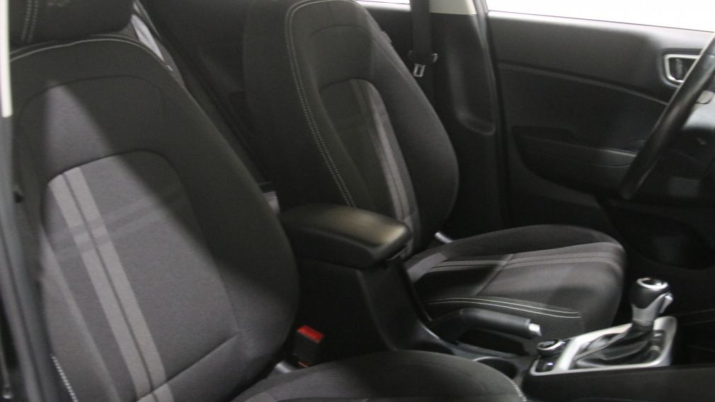 Hyundai Venue Preferred 2023 d&rsquo;occasion à vendre - 23