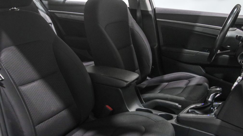 Hyundai Elantra Preferred 2020 d&rsquo;occasion à vendre - 23