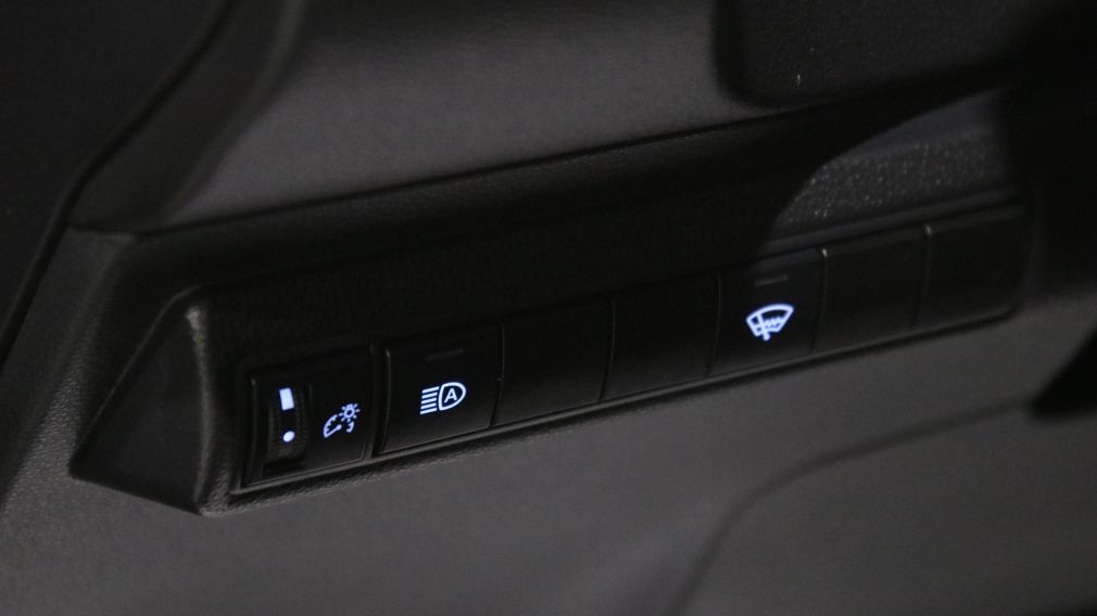 Toyota Corolla SE 2021 d&rsquo;occasion à vendre - 12