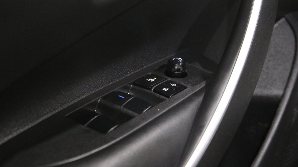 Toyota Corolla SE 2021 d&rsquo;occasion à vendre - 11