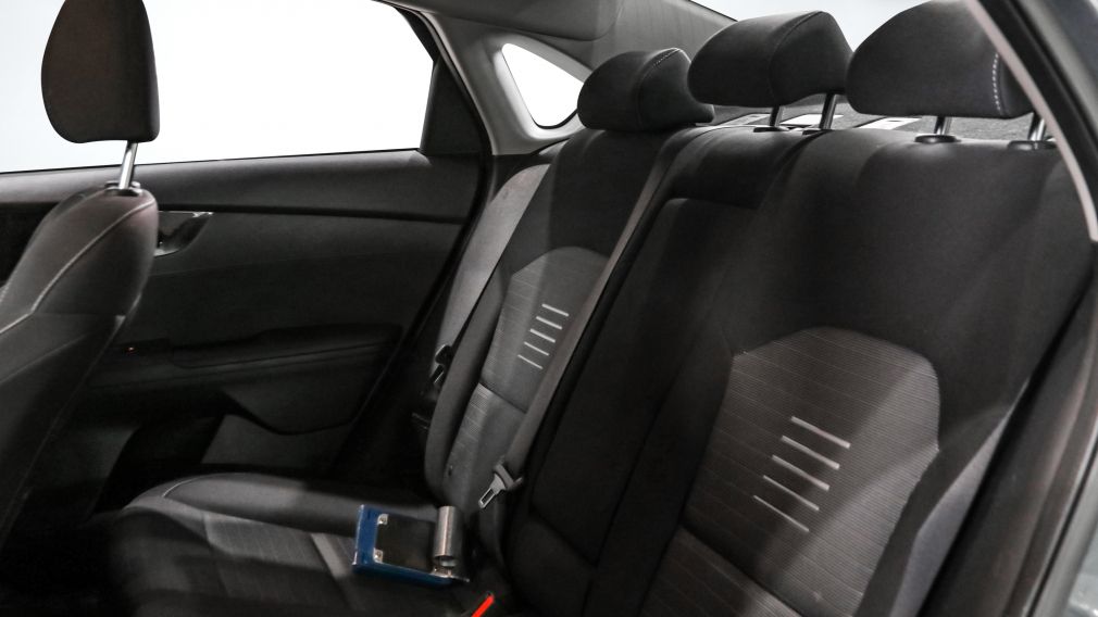 Kia Forte EX 2020 d&rsquo;occasion à vendre - 17