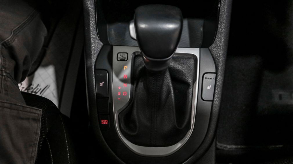 Kia Forte LX 2021 d&rsquo;occasion à vendre - 16