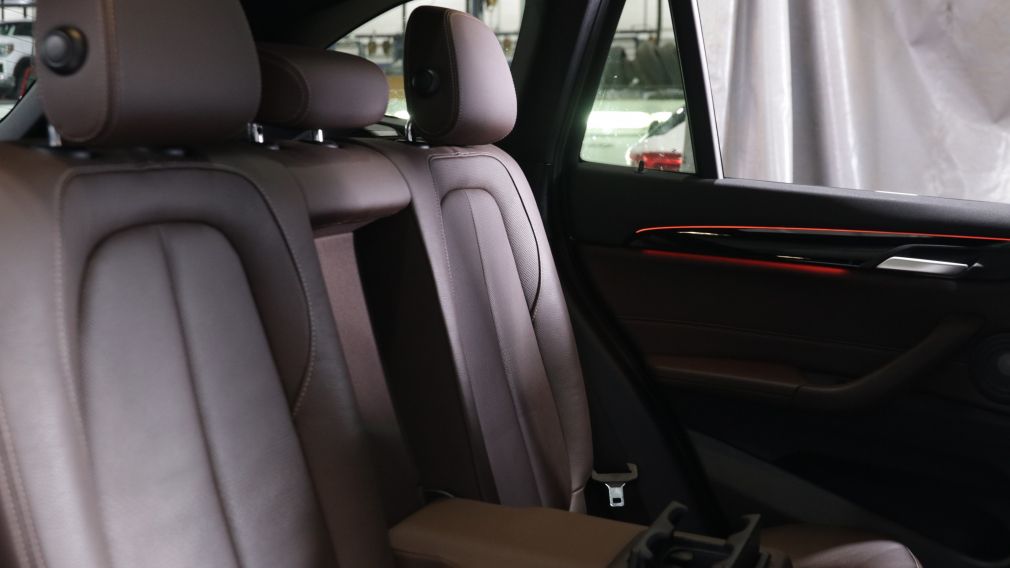 BMW X1 xDrive28i 2021 d&rsquo;occasion à vendre - 22