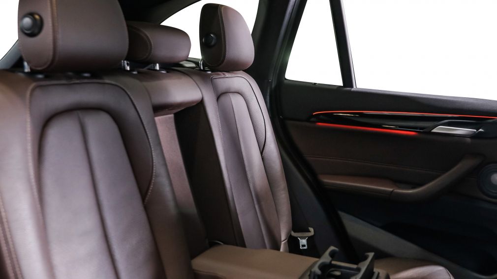 BMW X1 xDrive28i 2021 d&rsquo;occasion à vendre - 22