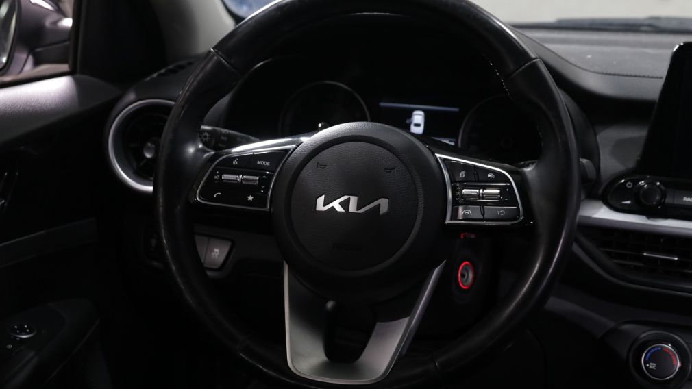 Kia Forte EX 2022 d&rsquo;occasion à vendre - 11