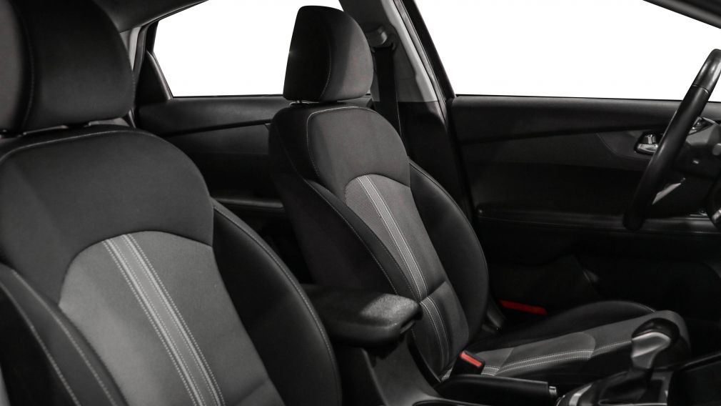 Kia Forte EX 2022 d&rsquo;occasion à vendre - 21