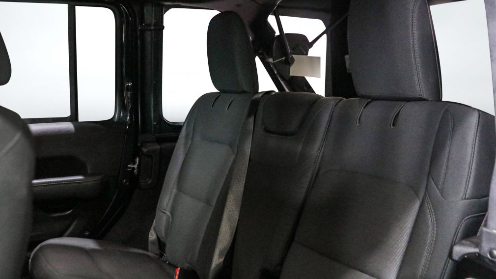 Jeep Wrangler Unlimited Sahara 2021 d&rsquo;occasion à vendre - 18