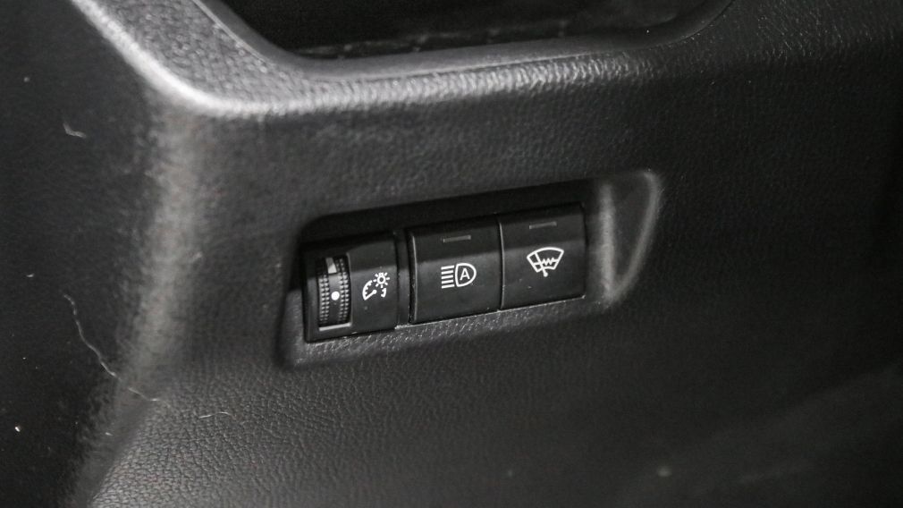 Toyota Rav 4 LE 2022 d&rsquo;occasion à vendre - 12