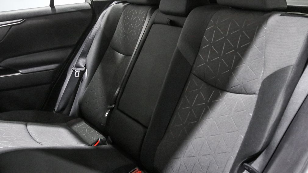 Toyota Rav 4 LE 2022 d&rsquo;occasion à vendre - 22