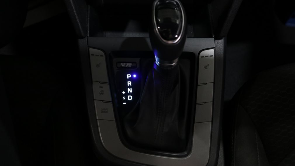 Hyundai Elantra Preferred 2020 d&rsquo;occasion à vendre - 16