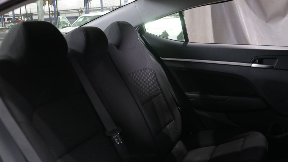 Hyundai Elantra Preferred 2020 d&rsquo;occasion à vendre - 19