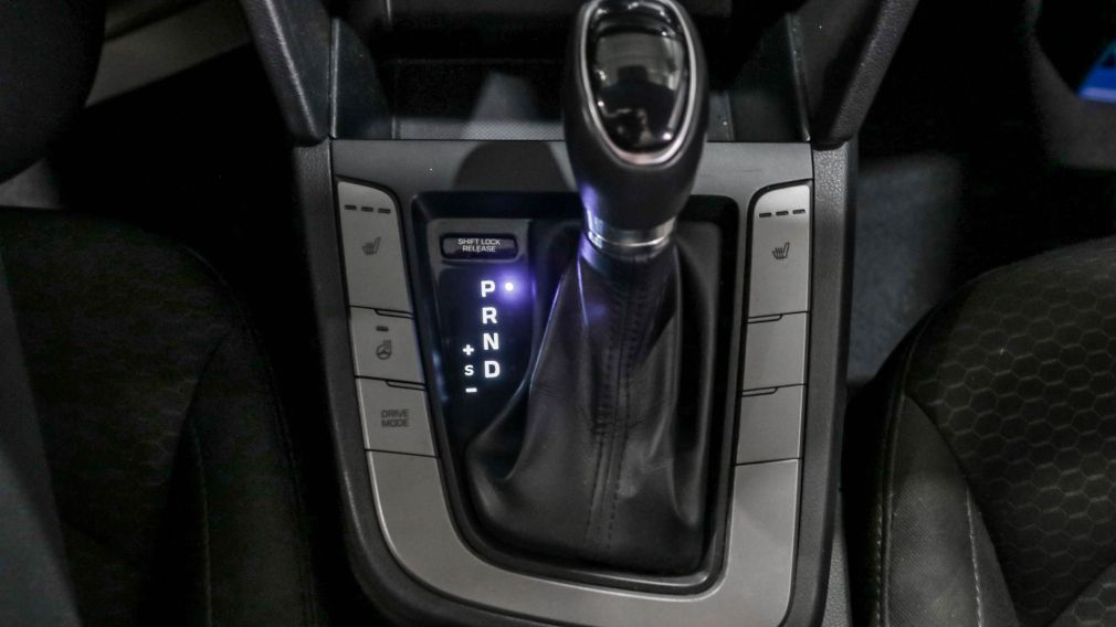 Hyundai Elantra Preferred 2020 d&rsquo;occasion à vendre - 16
