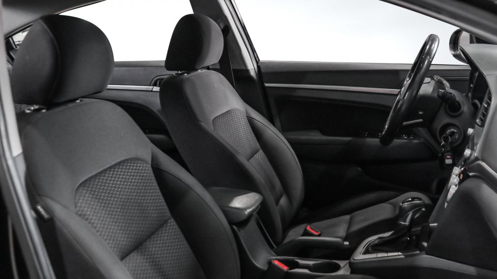 Hyundai Elantra Preferred 2020 d&rsquo;occasion à vendre - 21