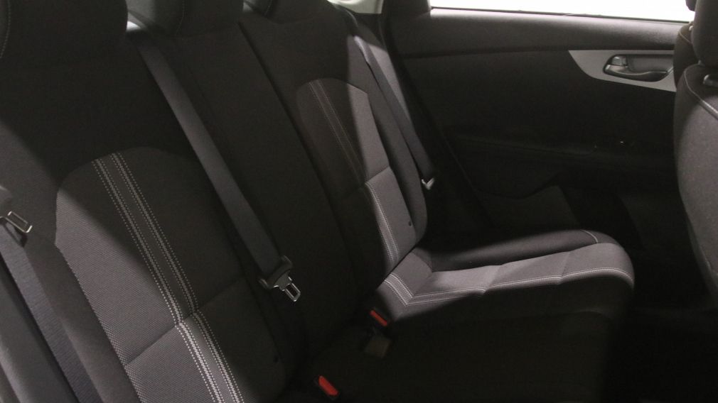 Kia Forte LX 2023 d&rsquo;occasion à vendre - 24