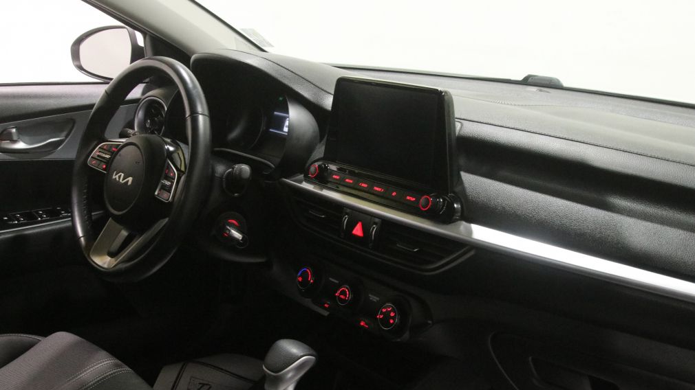 Kia Forte LX 2023 d&rsquo;occasion à vendre - 26