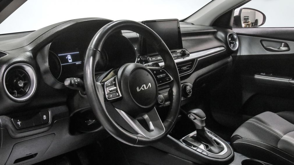Kia Forte LX 2023 d&rsquo;occasion à vendre - 9
