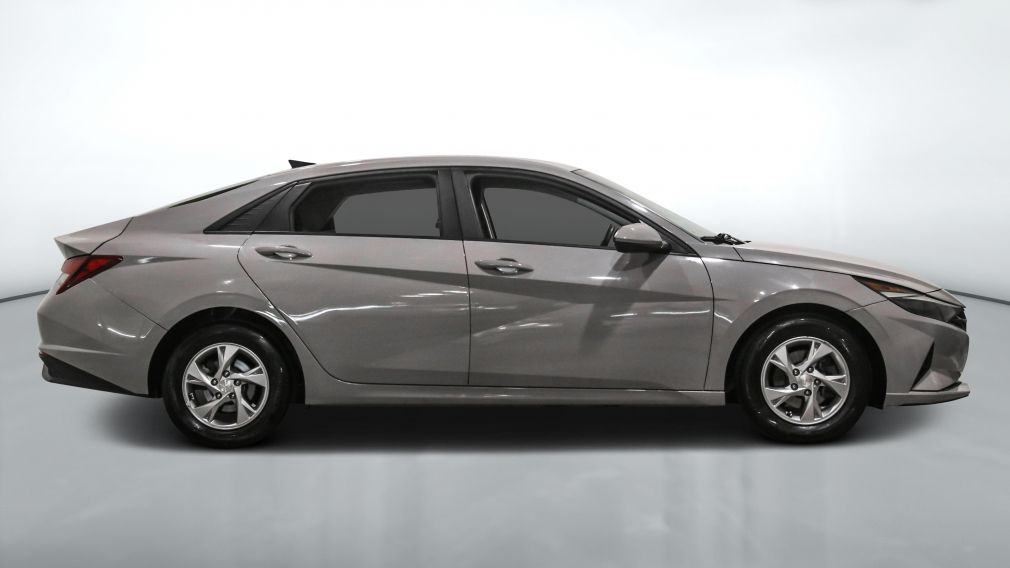 Hyundai Elantra Essential 2021 d&rsquo;occasion à vendre - 8