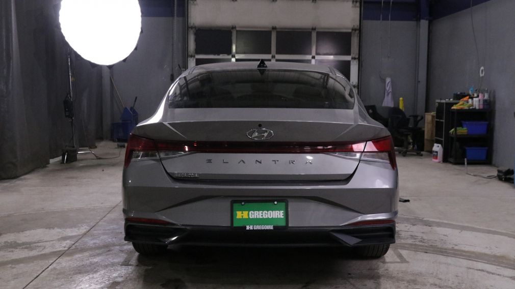 Hyundai Elantra Luxury 2023 d&rsquo;occasion à vendre - 5