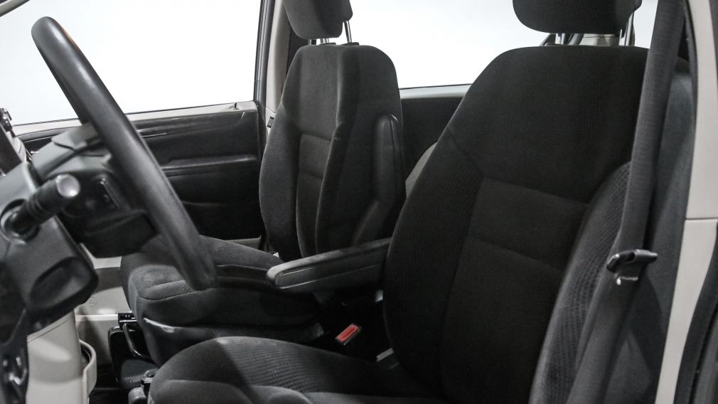 Dodge GR Caravan Canada Value Package 2019 d&rsquo;occasion à vendre - 10