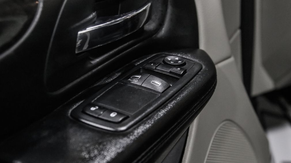 Dodge GR Caravan Canada Value Package 2019 d&rsquo;occasion à vendre - 11