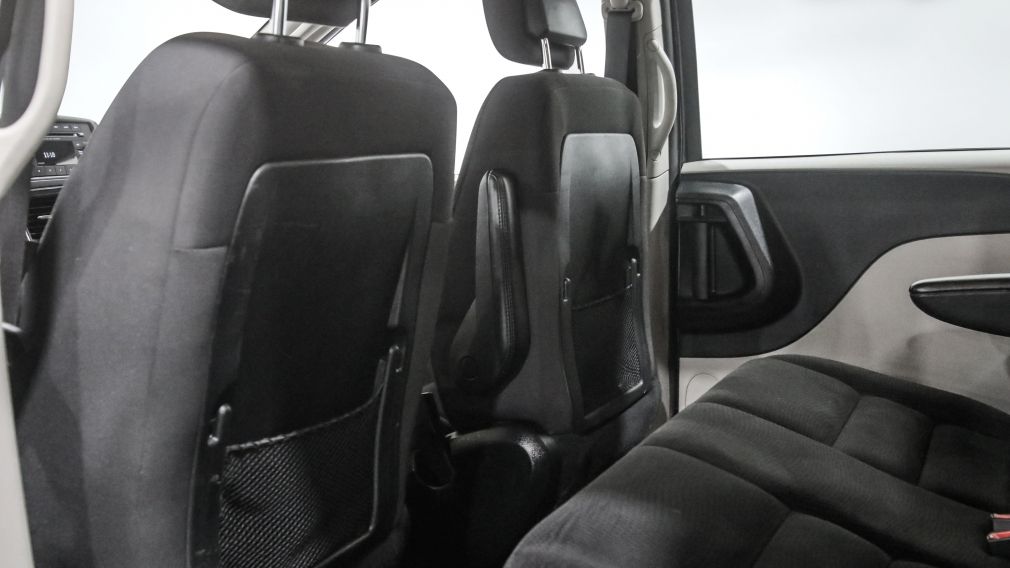 Dodge GR Caravan Canada Value Package 2019 d&rsquo;occasion à vendre - 20