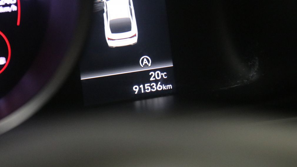 Hyundai Elantra Essential 2021 d&rsquo;occasion à vendre - 15