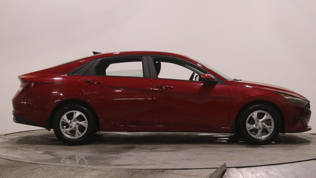 Hyundai Elantra Essential 2021 d&rsquo;occasion à vendre - 8