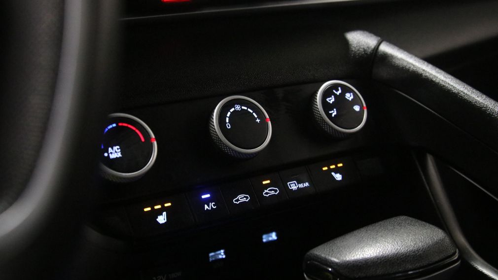 Hyundai Elantra Essential 2021 d&rsquo;occasion à vendre - 17