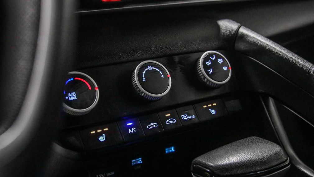 Hyundai Elantra Essential 2021 d&rsquo;occasion à vendre - 17